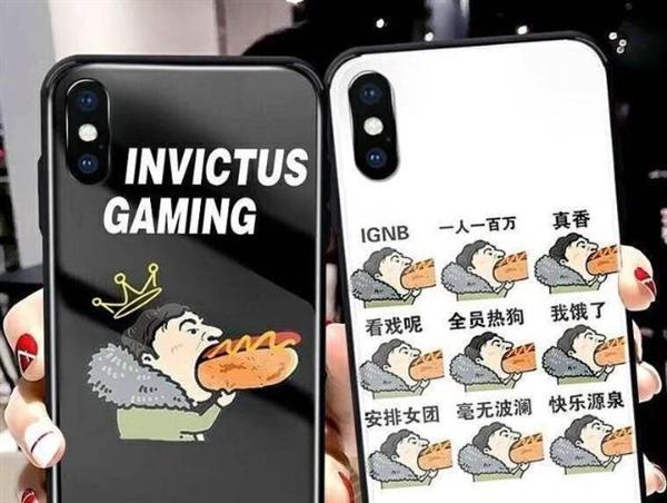 王思聪吃热狗照片人气火爆 王思聪吃热狗照片人气火爆